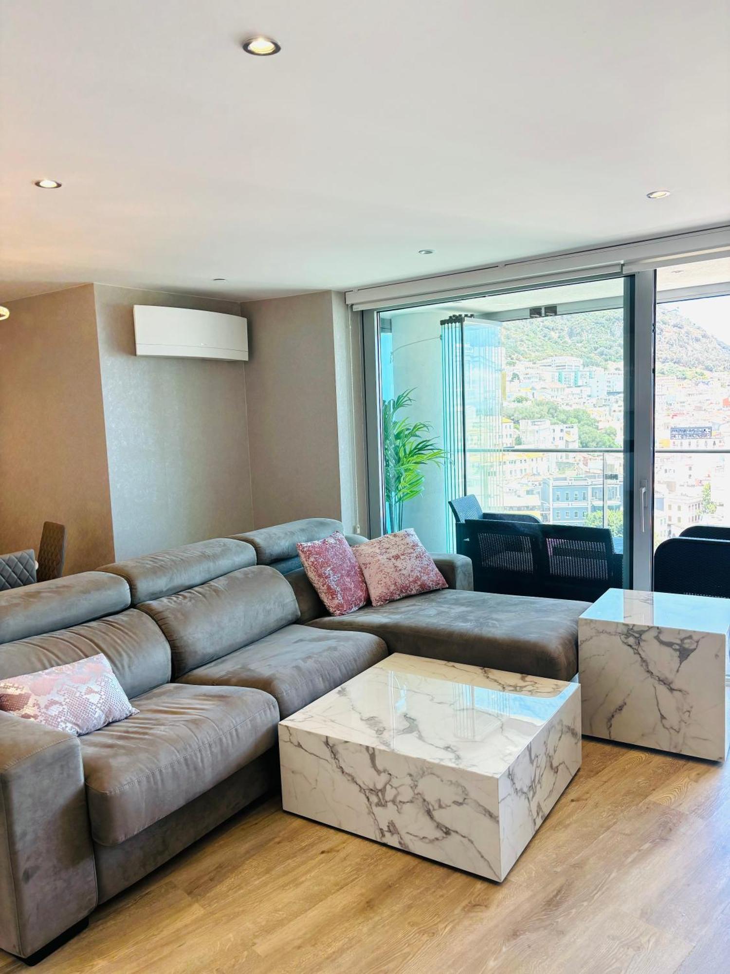 Ocean Village High Floor Luxury Modern Apartment 直布罗陀 外观 照片