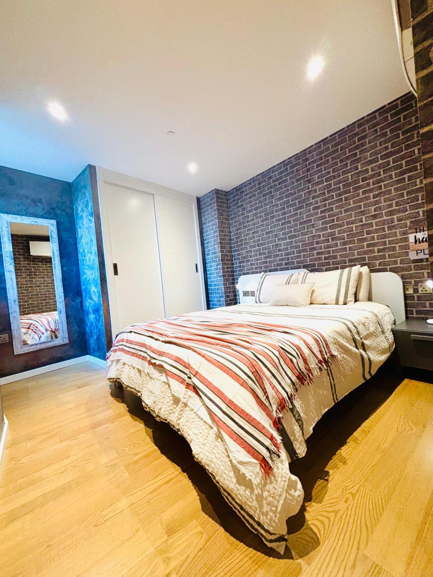 Ocean Village High Floor Luxury Modern Apartment 直布罗陀 外观 照片