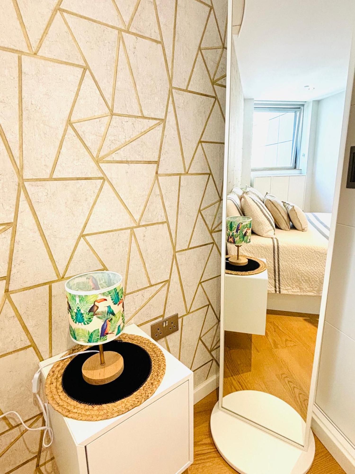 Ocean Village High Floor Luxury Modern Apartment 直布罗陀 外观 照片